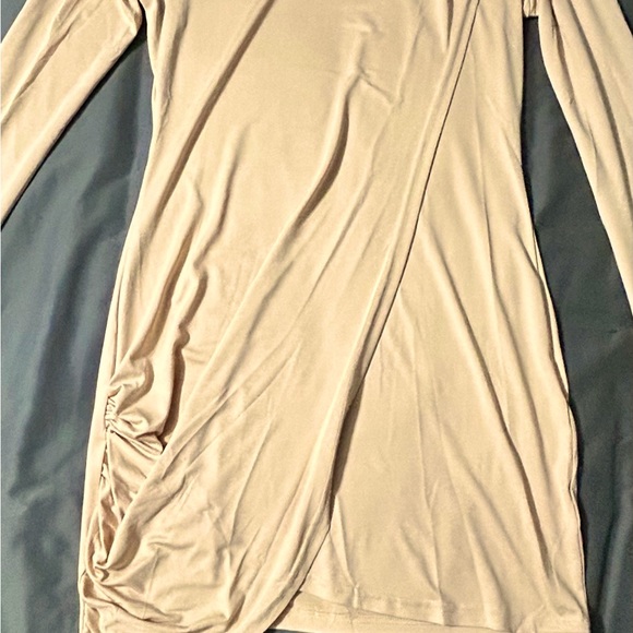 Party dress - Picture 2 of 4